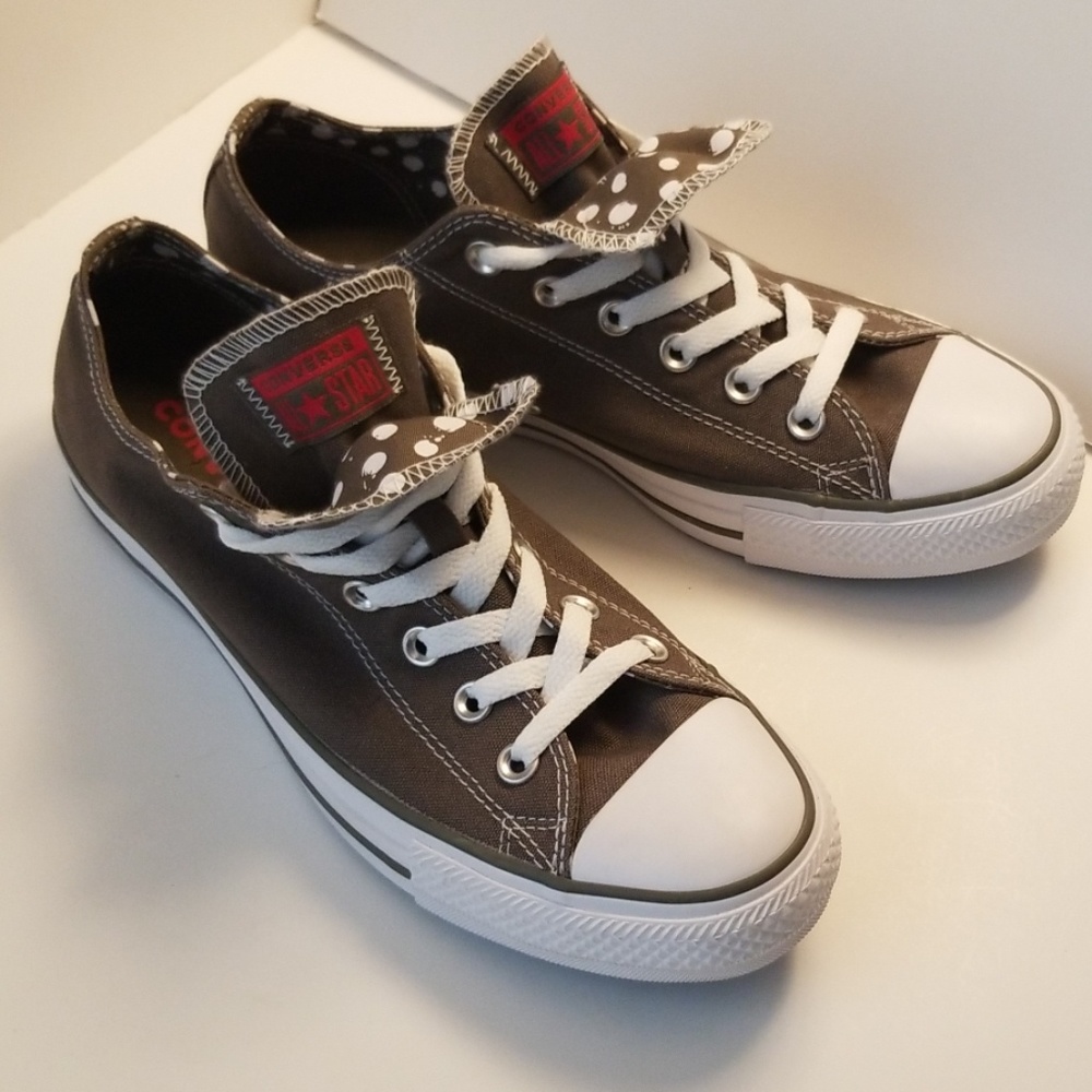 NWOT Converse Chuck Taylor low top